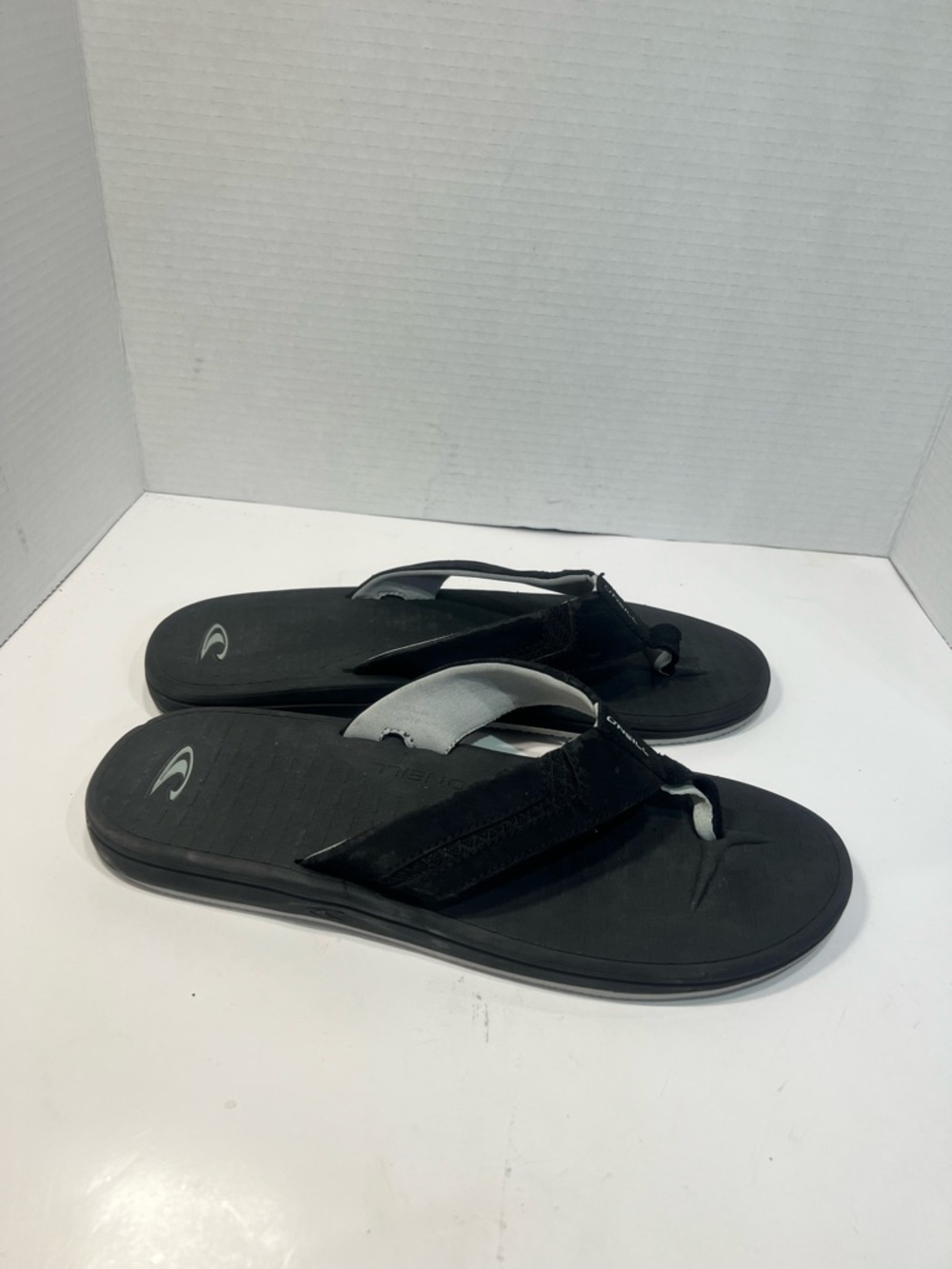 O'Neill Men's Black and Gray Flip Flop Sandals
